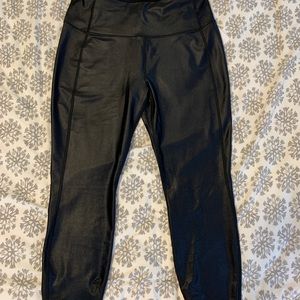 Target’s All in Motion Brand 7/8 workout leggings